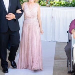 Elegant Pink Sleeveless Dress